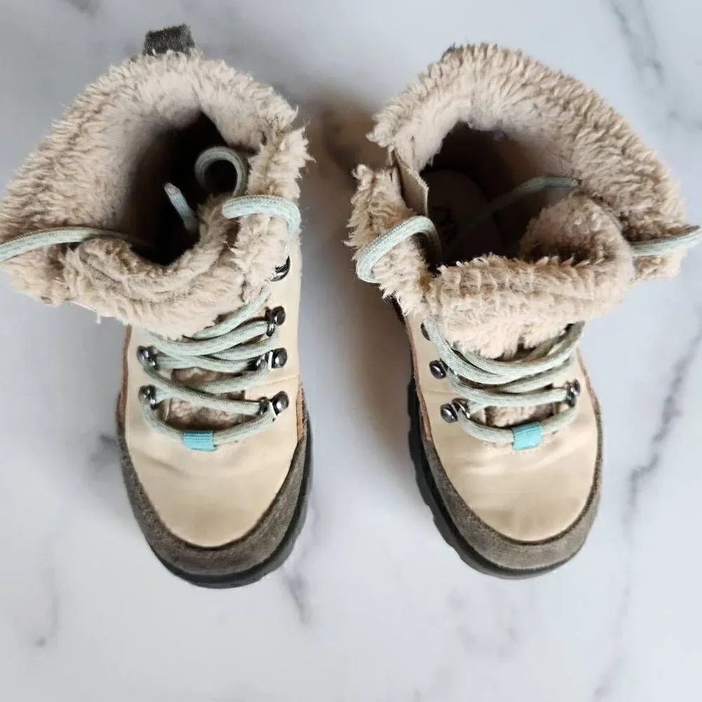 Zara girls toddler 9.5 zip up Sherpa hiking boots cream color block high top sue